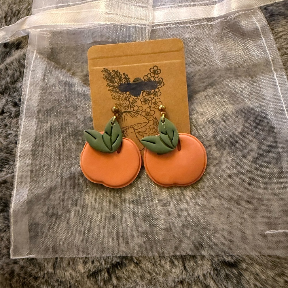 Peach fruit clay earrings! Handmade polymer clay earrings with backs.